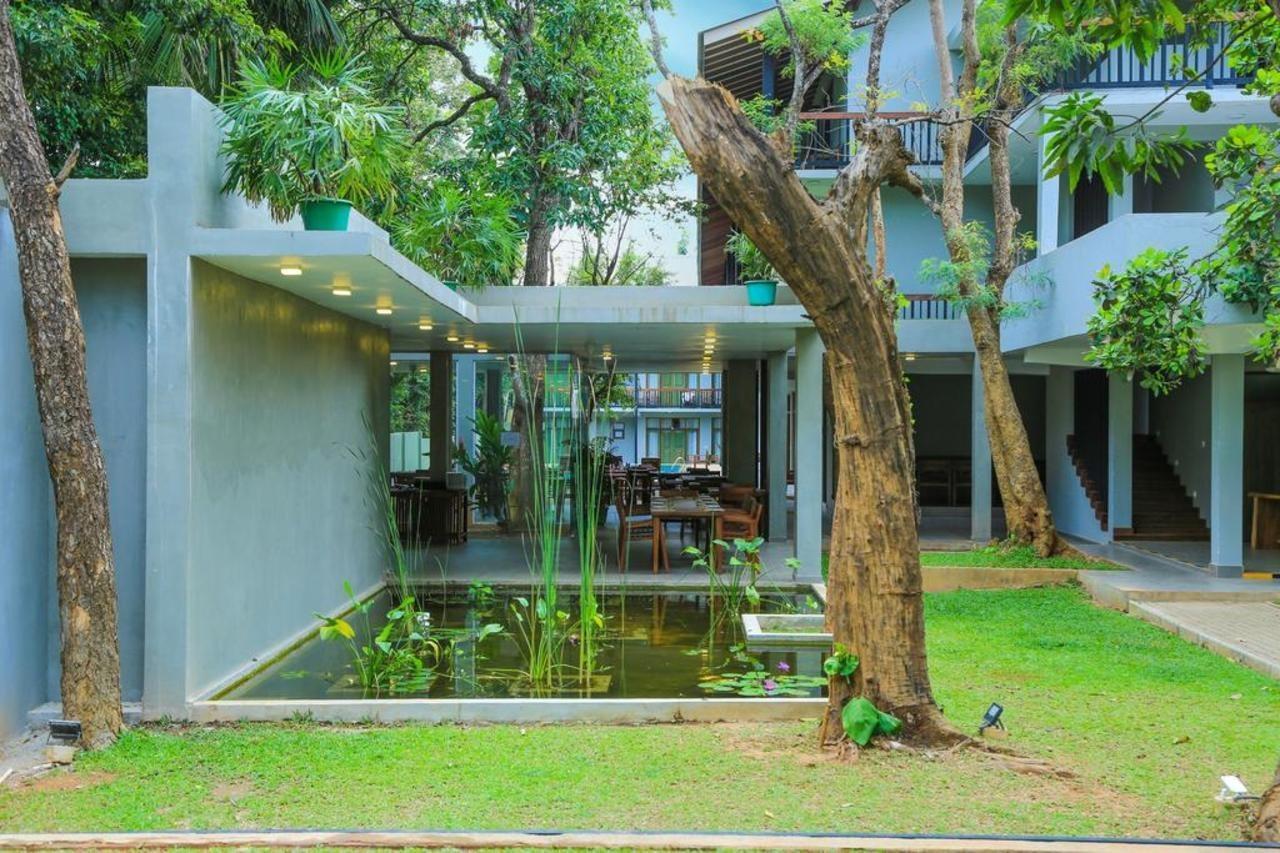 Fresco Water Villa Sigiriya Exterior photo